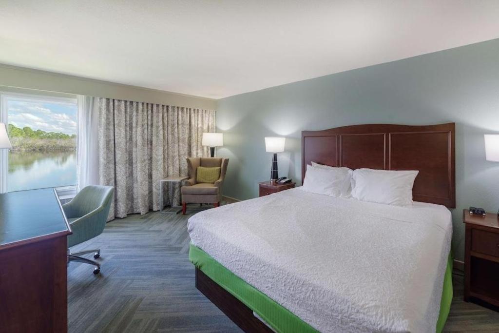 Holiday Inn Express Hotel & Suites Port Charlotte Zewnętrze zdjęcie