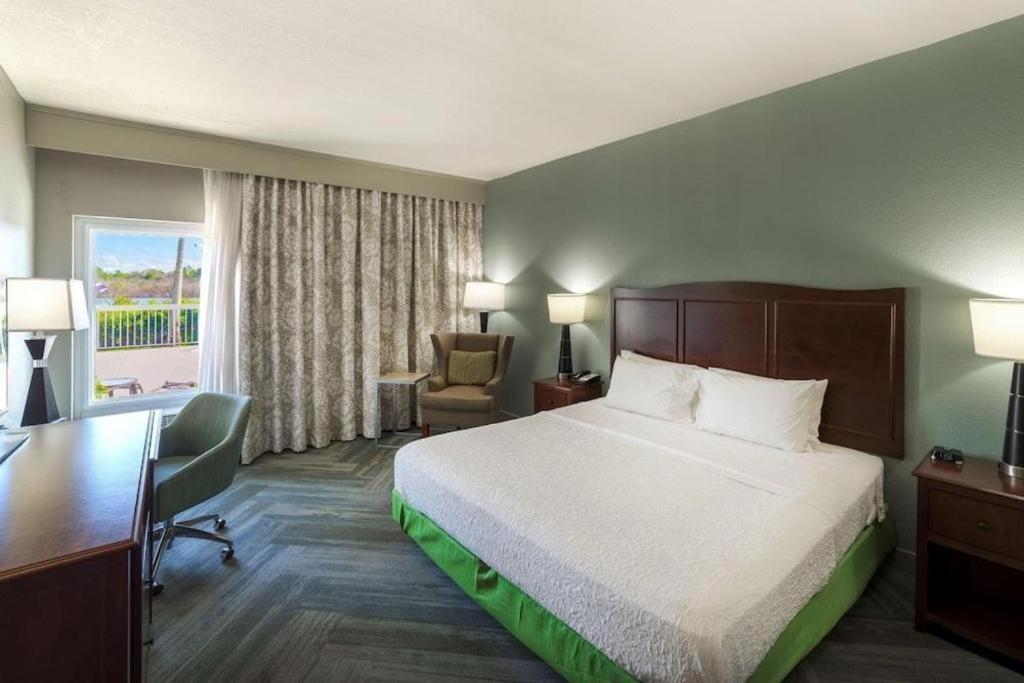 Holiday Inn Express Hotel & Suites Port Charlotte Zewnętrze zdjęcie