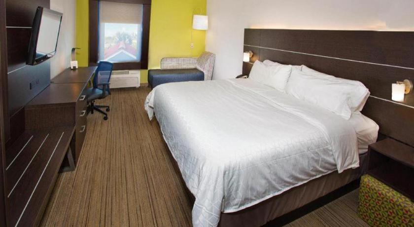 Holiday Inn Express Hotel & Suites Port Charlotte Zewnętrze zdjęcie